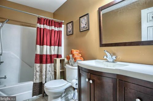 564 Blanchester Rd, Harrisburg PA 17112-2264 exterior