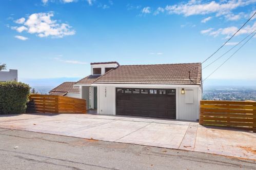 15825 Alta Vista Way, San Jose CA  95127-1704 exterior