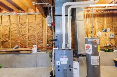 86 Hilltop Dr, Providence RI  02919-3013 exterior