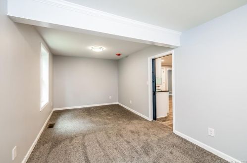 12 Icehouse Rd, Norwich CT  06351-3207 exterior