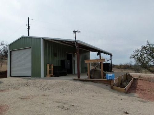 102 Reynolds Ln, Brownwood, TX 76801