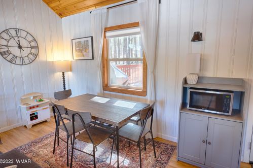 123 Sky Hi Dr, Pinetop AZ  85935-8802 exterior