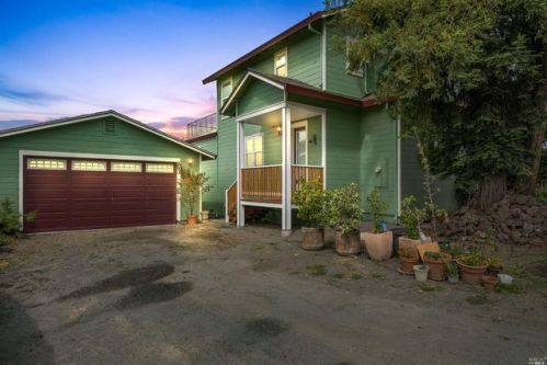 500 Oak St, Penngrove, CA