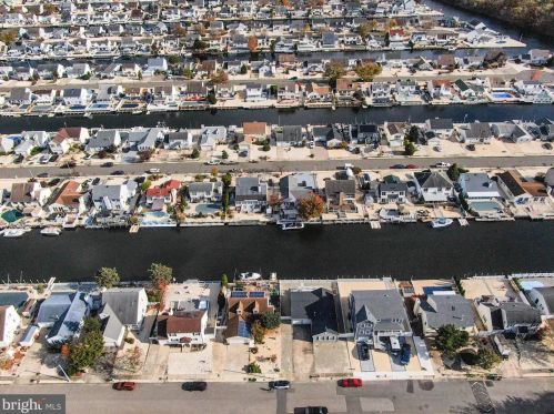 106 Moorage Ave, Berkeley Township NJ  08721-1879 exterior