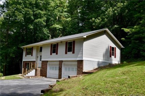 15 Forest Run Dr, Asheville, NC 28803-8564