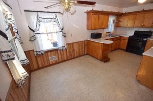 6433 Lancaster Ave, Milwaukee, WI 53218-4012