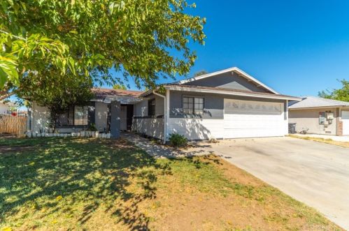 43857 12th St, Lancaster, CA 93534-4700