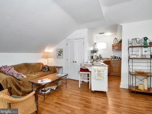 251 Bancroft Rd, Kennett Sq PA  19348-2292 exterior