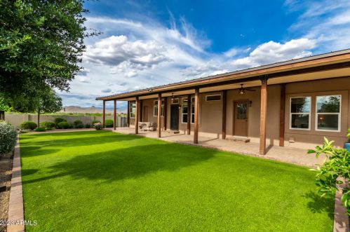 34118 12th St, Phoenix AZ  85085-7751 exterior