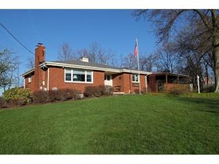 2356 Nicholson Rd, Sewickley, PA 15143-4004