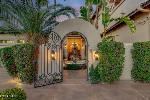 1524 Treasure Cove Dr, Gilbert, AZ 85234-2654