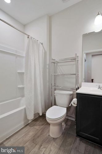 20402 Unionfield Ln, Slaughter Beach DE  19963-3940 exterior