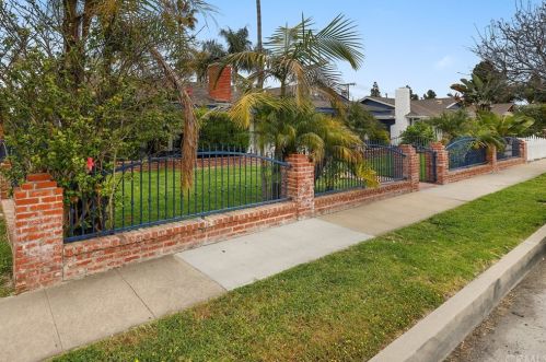 5231 Heil Ave, Huntington Beach, CA 92649-3612