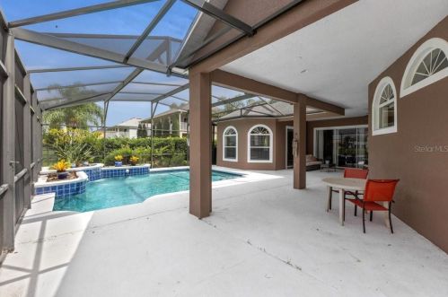 6056 Lake Melrose Dr, Orlando FL  32829-7691 exterior