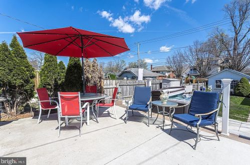 617 Derstine Ave, Lansdale PA 19446-3342 exterior