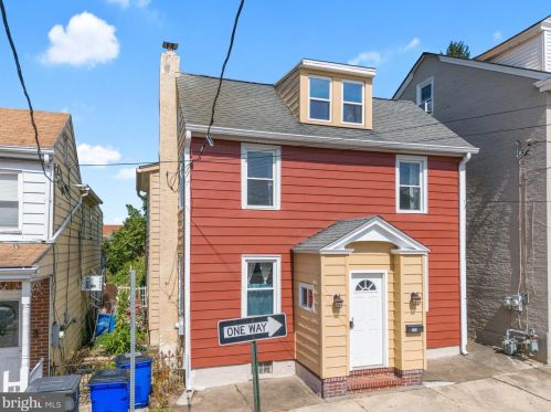 135 Chestnut St, Pottstown, PA 19464-5407