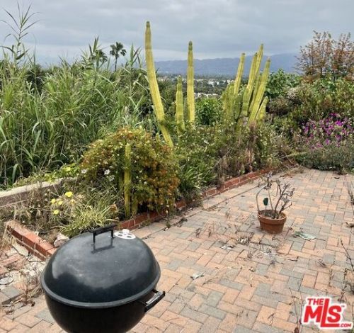 3617 Willowcrest Ave, North Hollywood, CA 91604-3921