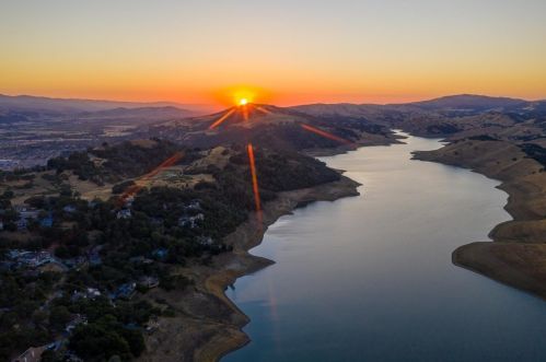 17630 Holiday Dr, Morgan Hill, CA 95037-6304