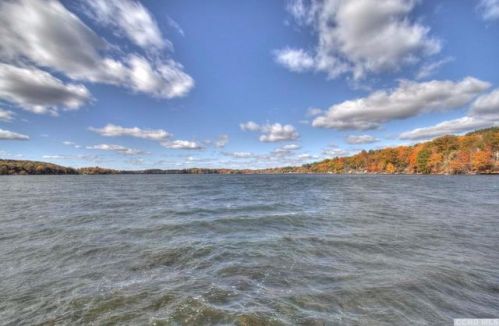54 Juliana Dr, Hillsdale, NY 12529-6309