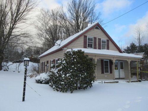 652 Forest Rd, Greenfield, NH 03047-4512