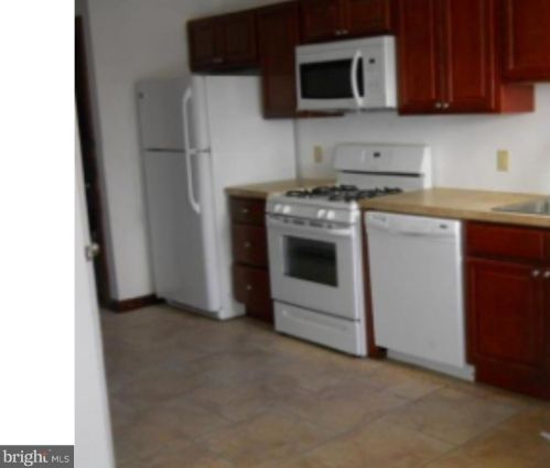 1824 Diamond St, Philadelphia, PA 19121-1531