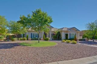 12667 Honah Lee Ct, Phoenix, AZ 85044-3511