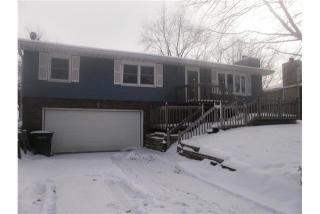 4818 Lakewood Dr, Norwalk, IA 50211-1820