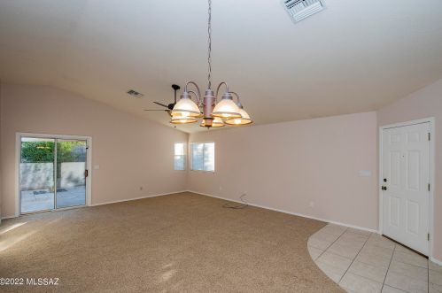 3355 Nastar Dr, Tucson, AZ 85730-1683
