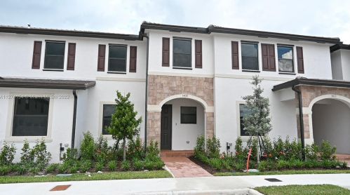 3408 114th Ter, Hialeah, FL 33018-6821