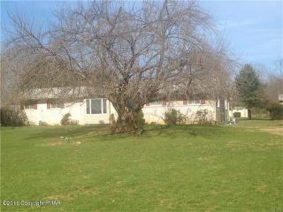 510 Royal Manor Rd, Easton, PA 18042-8706