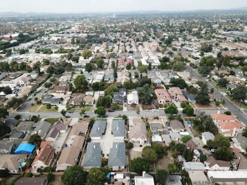 6017 Kauffman Ave, Temple City CA  91780-1742 exterior