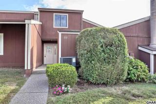 222 Brian Dr, West Enola PA  17025-1562 exterior