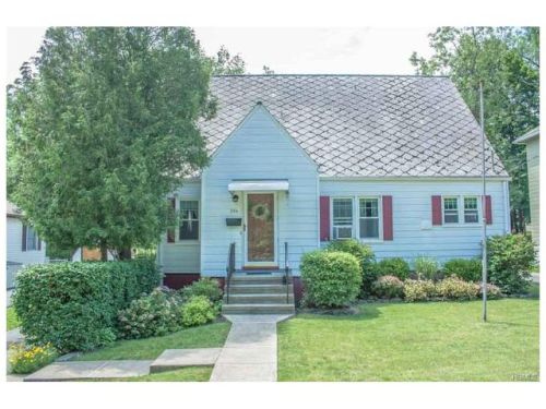 254 Main St, Middletown, NY 10940-6114