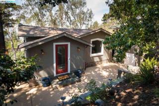 5841 Merriewood Dr, Oakland, CA 94611-2138