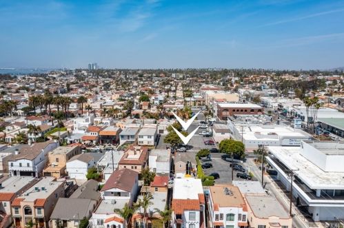 180 Nieto Ave, Long Beach, CA 90803-3361