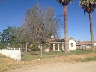 7736 Buena Vista Blvd, Lamont, CA 93241-3118