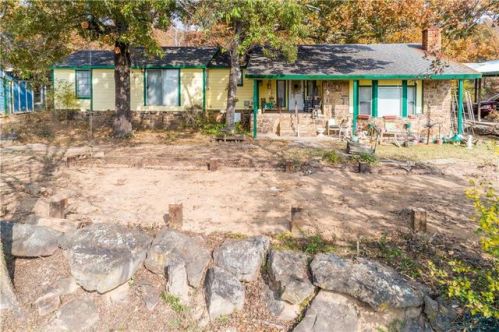 2206 Center St, Greenwood, AR 72936-6304