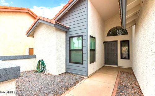 1097 Willow St, Chandler, AZ 85226-7234