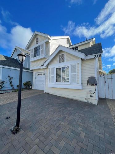 319 61st St, San Diego CA  92114-4233 exterior