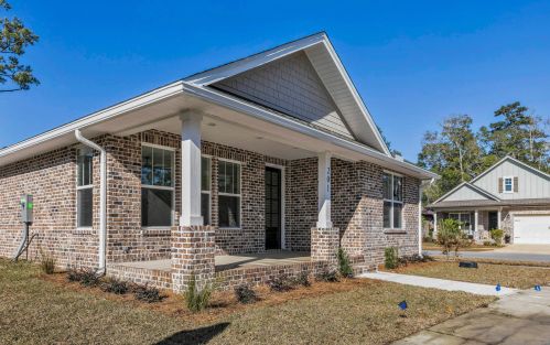 201 Oyster Blvd, Freeport, FL 32439-3518