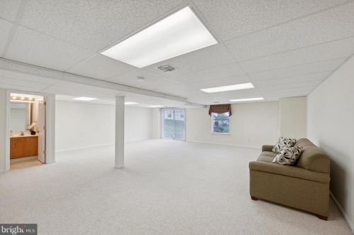 610 Gray Fox Ln, Glen Mills PA  19342-2245 exterior