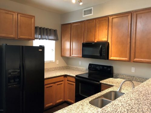 165 Laurel Ct, Gilbert AZ  85233-4406 exterior