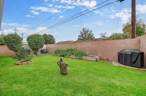 5609 Faculty Ave, Lakewood CA  90712-1815 exterior