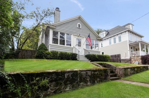 185 Woodrow Ave, Southport, CT 06890-1121