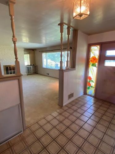 4296 Seneca Rd, Hermitage PA  16150-9631 exterior