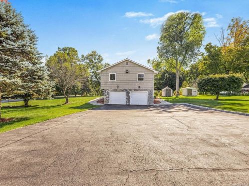 2687 Old Yorktown Rd, Yorktown Hgts NY  10598-3136 exterior