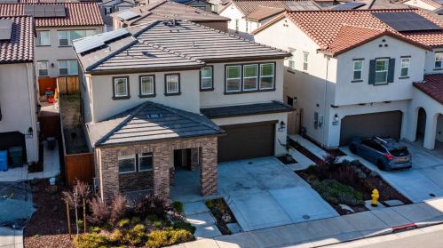 6951 Grenache Way, Gilroy, CA 95020