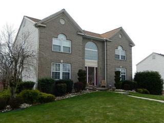 400 Lexington Dr, Greensburg, PA 15601-9152