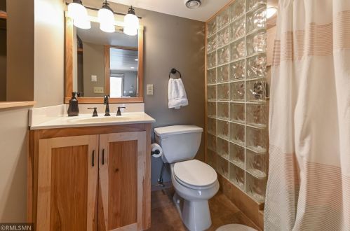 1306 16th Ave, Columbus MN  55025 exterior