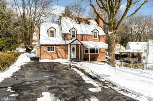 1104 Ashbourne Rd, Melrose Park, PA 19027-1089